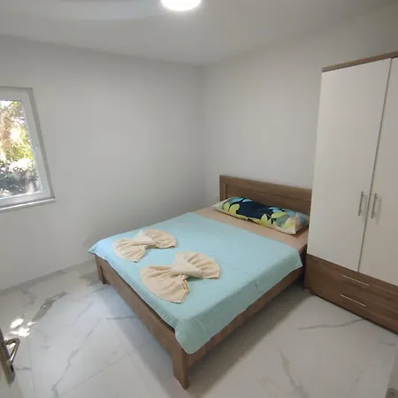 Apartment Ibf *